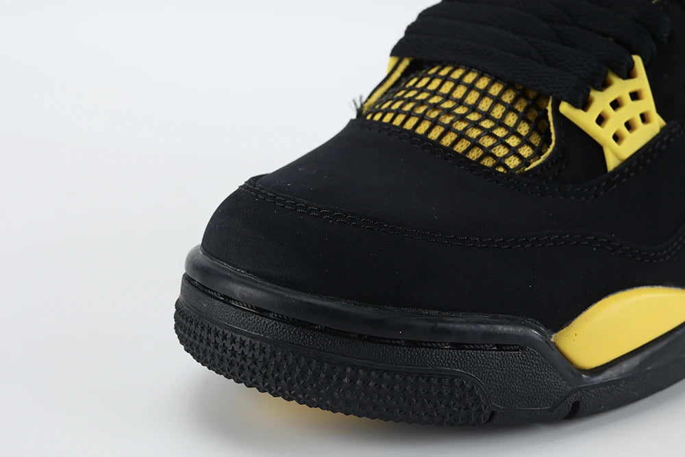 Jordan 4 Retro Thunder